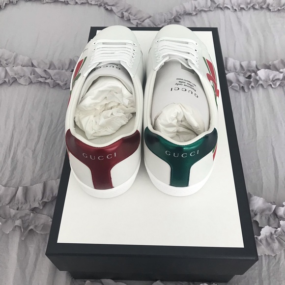 Authentic Gucci Shoes - Picture 3 of 10
